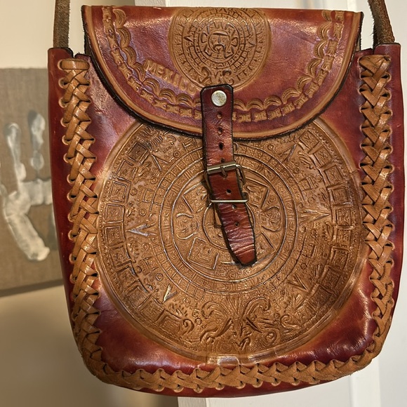 Handcrafted Leather Crossbody Bag handmade in Mexico purse - Picture 3 of 7